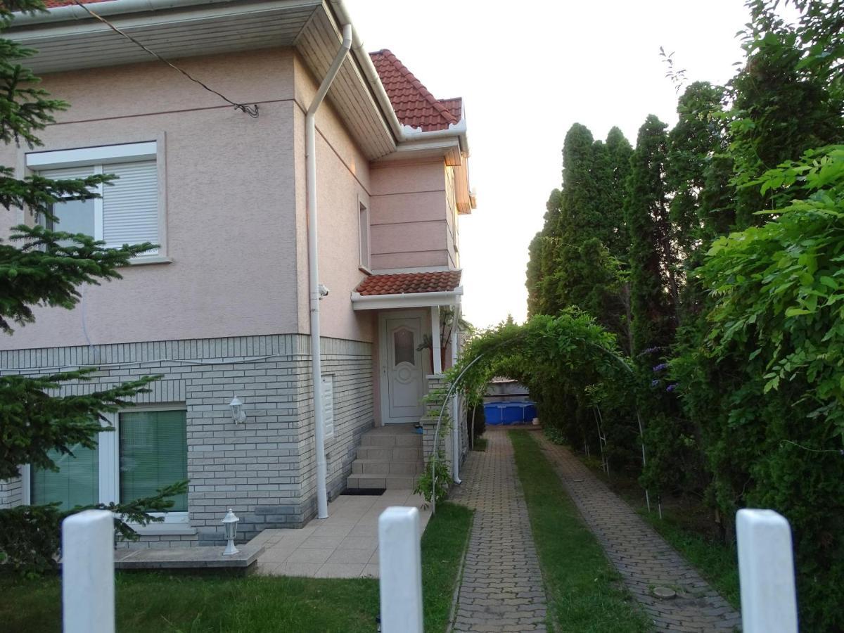 布达佩斯苹果酒店 부다페스트 외부 사진